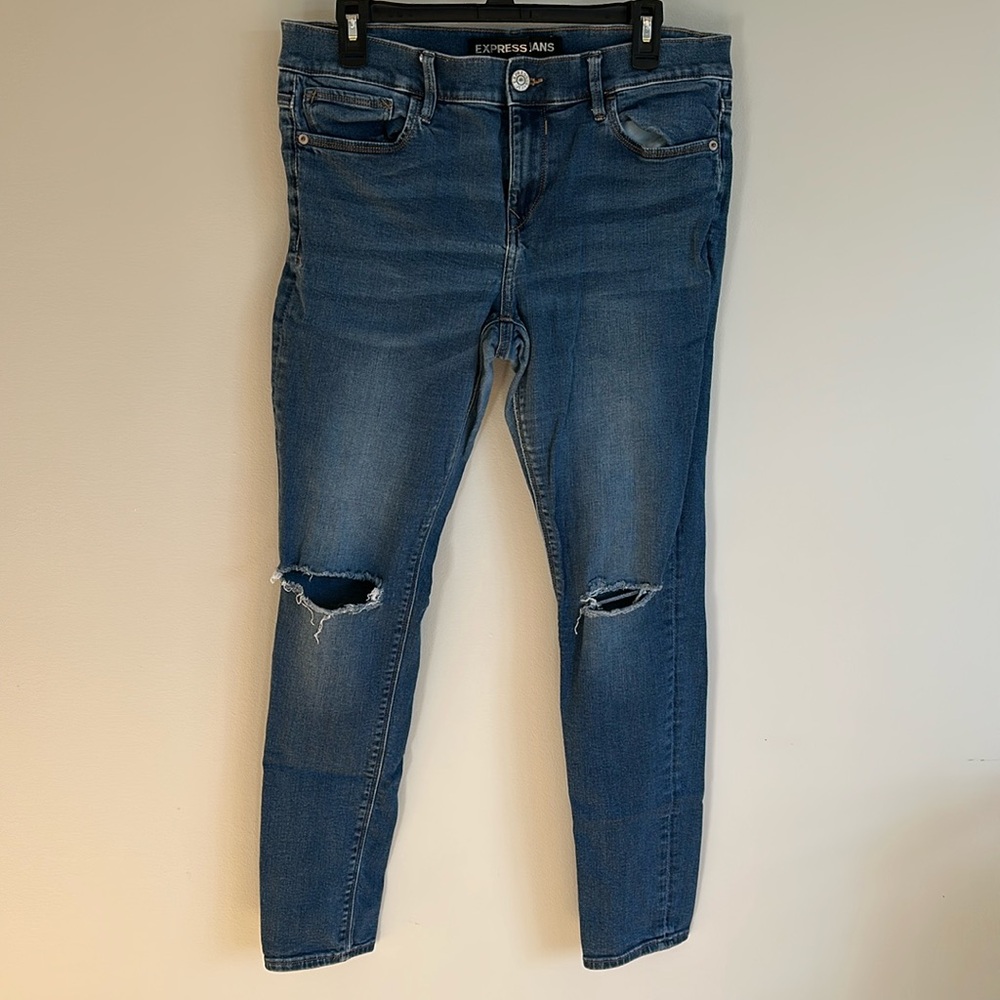 Express ultimate stretch legging mid rise distressed jeans